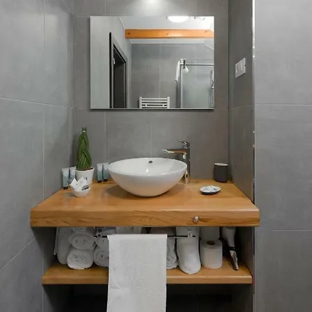 Apartmaji Nija Apartment