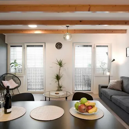 Apartma Apartmaji Nija *