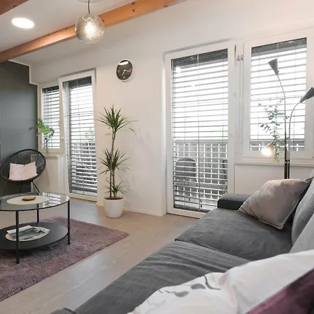 Apartmaji Nija Apartamento Bled