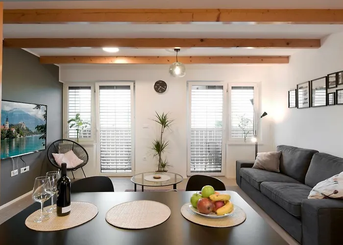 דירה Apartmaji Nija *