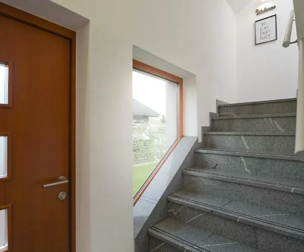 Apartmaji Nija דירה *